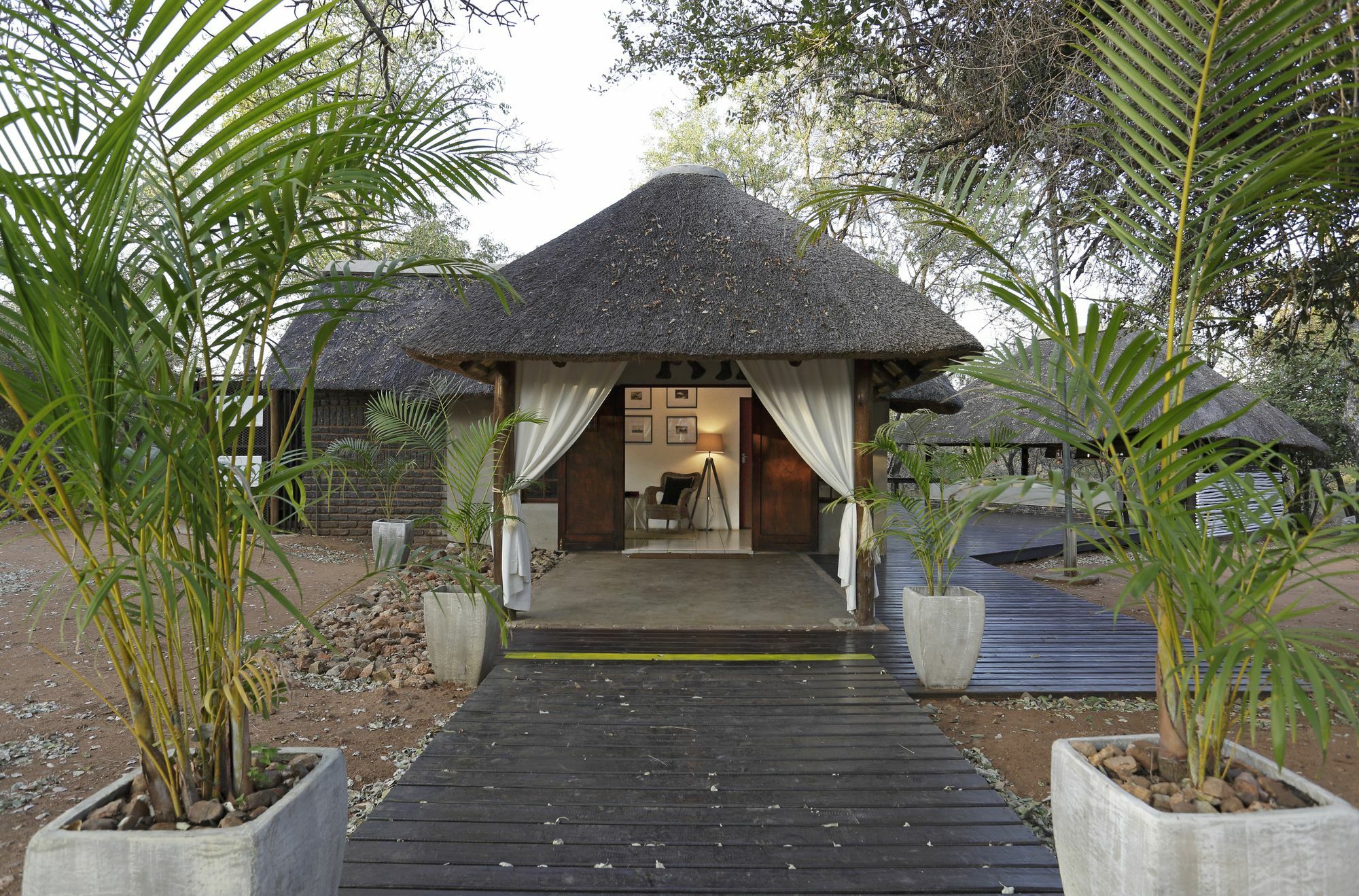 Tusk Bush Lodge Marloth Park Esterno foto